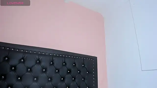 nina caster online show from 12, 2, 2025