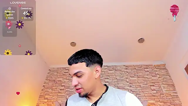 Snapshot of Miagael_Pervert chatting on 11, 2, 2025 Miagael Pervert online show from 11, 2, 2025