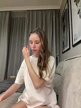 Snapshot of RosieMills chatting on 1, 3, 2026 RosieMills online show from 1, 3, 2026