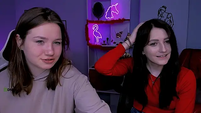 Snapshot of catherine_kitty chatting on 5, 3, 2025 catherine kitty online show from 5, 3, 2025