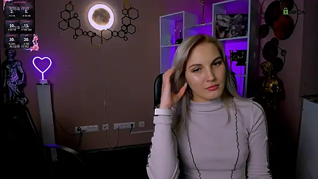 Snapshot of catherine_kitty chatting on 25, 9, 2025 catherine kitty online show from 25, 9, 2025