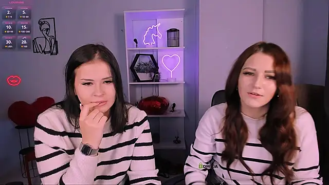 Snapshot of catherine_kitty chatting on 22, 11, 2025 catherine kitty online show from 22, 11, 2025