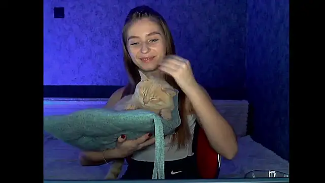 Nana Rain online show from 10, 3, 2025