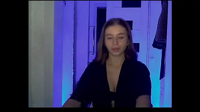 Nana Rain online show from 18, 10, 2025