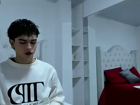 Aiiden 15 online show from 17, 2, 2025