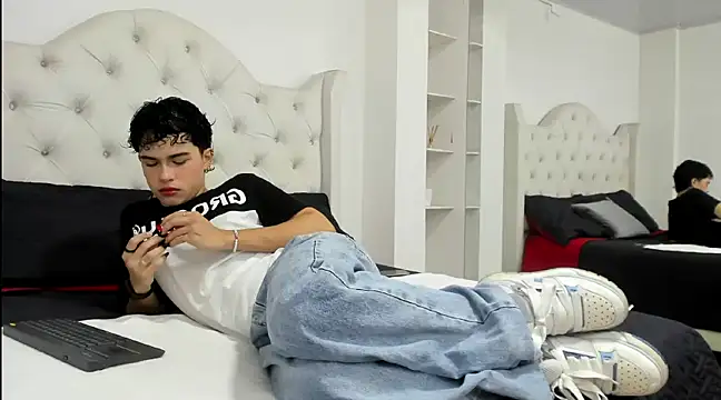 Aiiden 15 online show from 22, 2, 2025