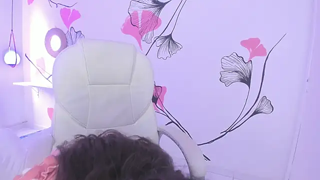 Isabela Fiorelli online show from 1, 3, 2025