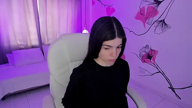 Isabela Fiorelli online show from 15, 12, 2025