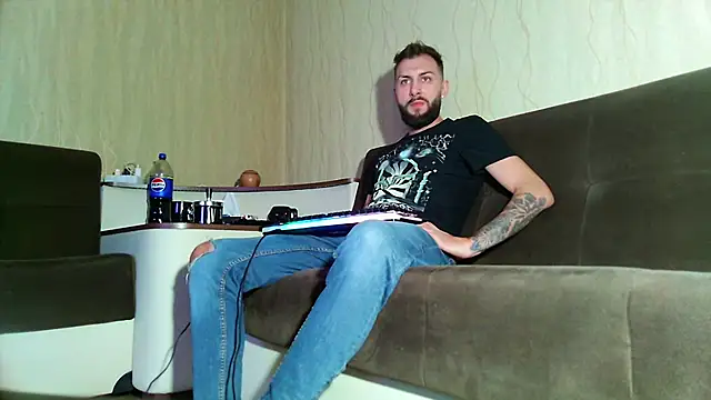 Snapshot of JamieNoxus chatting on 22, 2, 2025 JamieNoxus online show from 22, 2, 2025