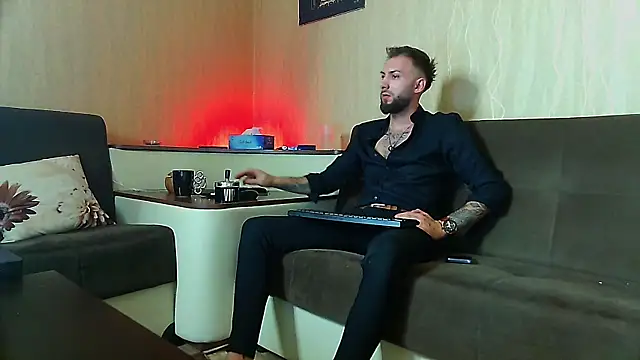 Snapshot of JamieNoxus chatting on 14, 3, 2025 JamieNoxus online show from 14, 3, 2025