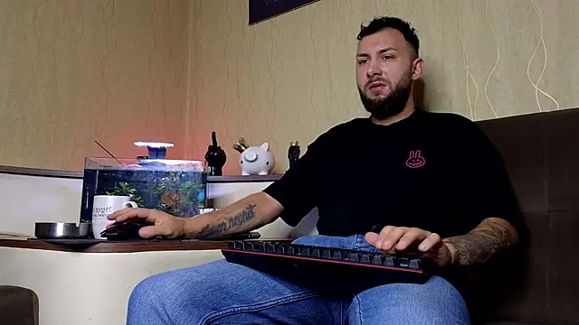 Snapshot of JamieNoxus chatting on 19, 9, 2025 JamieNoxus online show from 19, 9, 2025