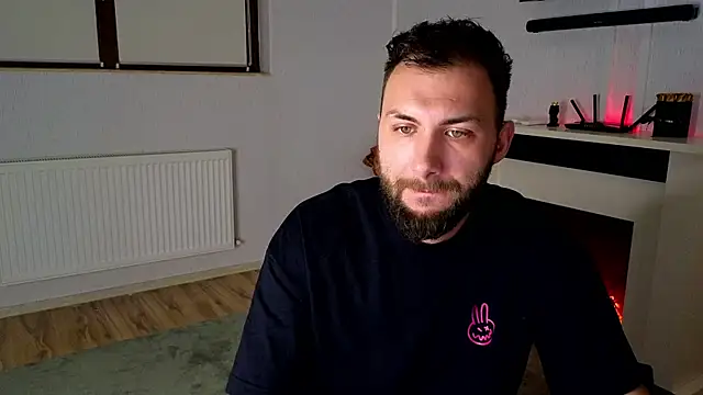 Snapshot of JamieNoxus chatting on 11, 11, 2025 JamieNoxus online show from 11, 11, 2025