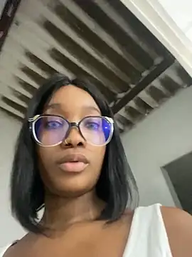 Snapshot of blackgril12 chatting on 8, 3, 2025 blackgril12 online show from 8, 3, 2025