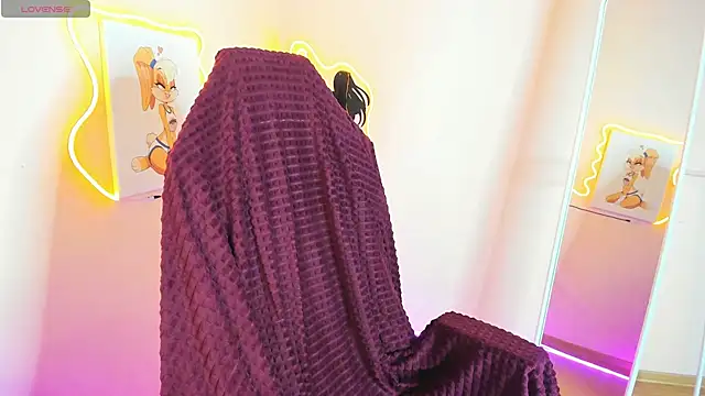 EvelinaLuu online show from 17, 12, 2025