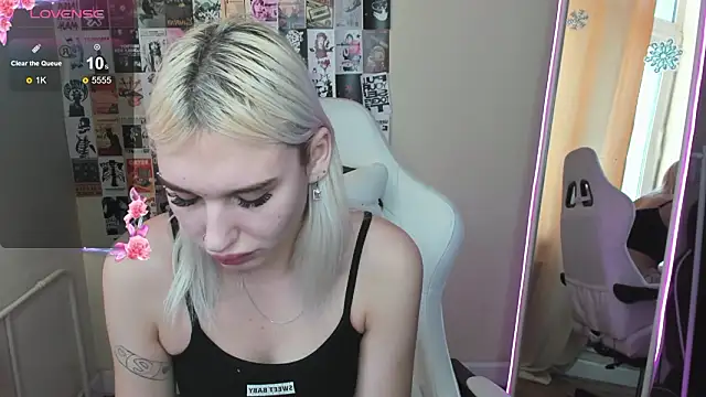 EvelinaLuu online show from 17, 1, 2026