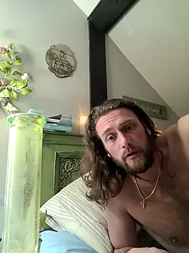 Snapshot of gronammo85 chatting on 25, 2, 2025 gronammo85 online show from 25, 2, 2025