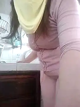 Snapshot of nouhaty chatting on 25, 2, 2025 nouhaty online show from 25, 2, 2025