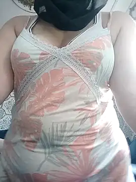 Snapshot of nouhaty chatting on 23, 9, 2025 nouhaty online show from 23, 9, 2025