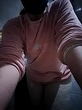 Snapshot of nouhaty chatting on 2, 12, 2025 nouhaty online show from 2, 12, 2025