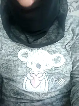 Snapshot of nouhaty chatting on 5, 12, 2025 nouhaty online show from 5, 12, 2025