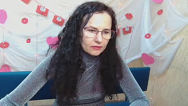 Miroslava Happi online show from 28, 2, 2025