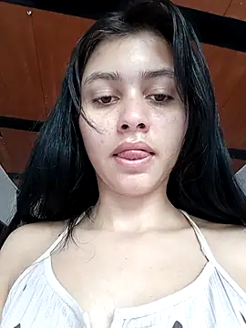 CHLOE ISABELL online show from 28, 9, 2025