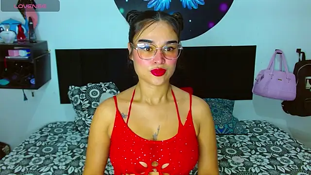 Snapshot of Ana_Riderr chatting on 15, 12, 2025 Ana Riderr online show from 15, 12, 2025