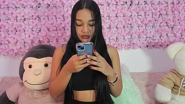 Lynda Bonnie online show from 15, 11, 2025