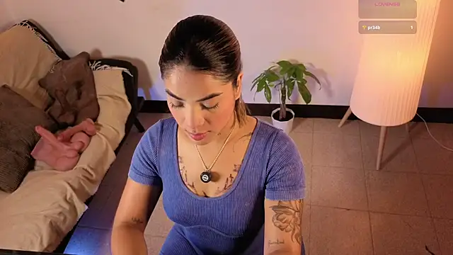 Maryybellax online show from 2, 4, 2026