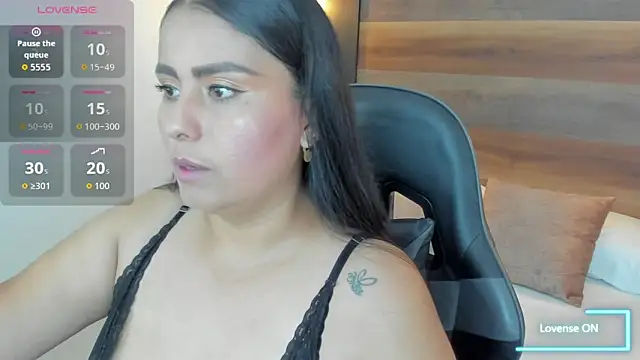 Snapshot of sol_valeria chatting on 15, 9, 2025 sol valeria online show from 15, 9, 2025