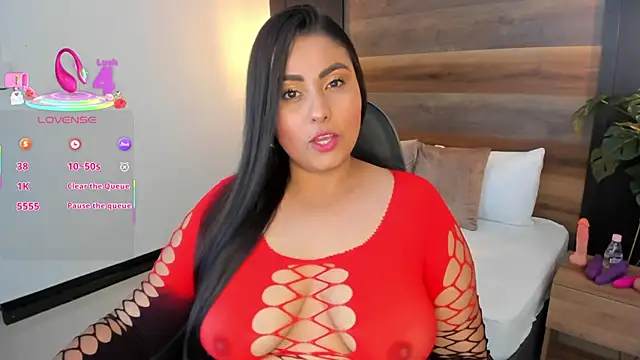 Snapshot of sol_valeria chatting on 17, 10, 2025 sol valeria online show from 17, 10, 2025