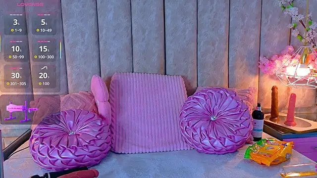 Snapshot of BrithanyParker_ chatting on 26, 11, 2025 BrithanyParker online show from 26, 11, 2025