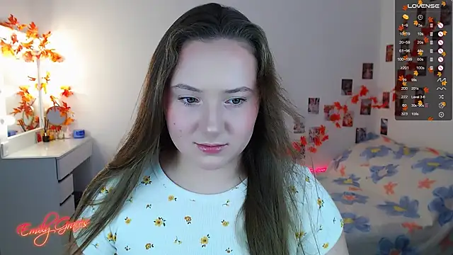 Snapshot of EmilyxxGraces chatting on 20, 10, 2025 EmilyxxGraces online show from 20, 10, 2025