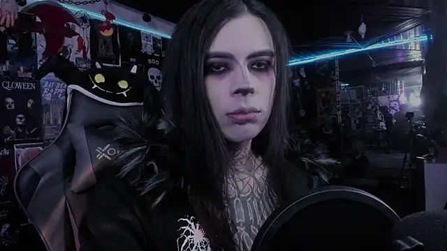 Snapshot of rotten_dreams chatting on 23, 9, 2025 rotten dreams online show from 23, 9, 2025