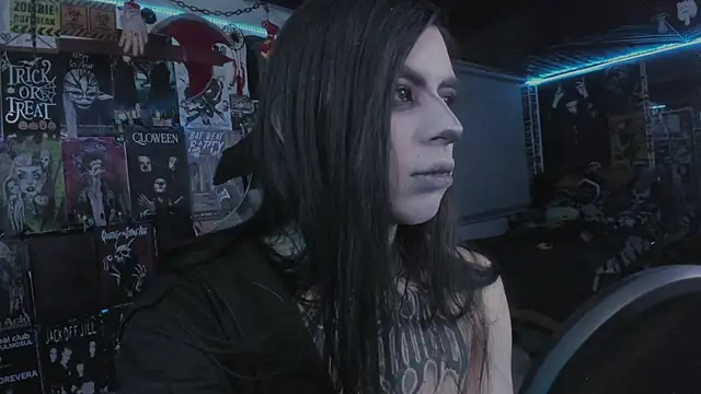 Snapshot of rotten_dreams chatting on 10, 11, 2025 rotten dreams online show from 10, 11, 2025