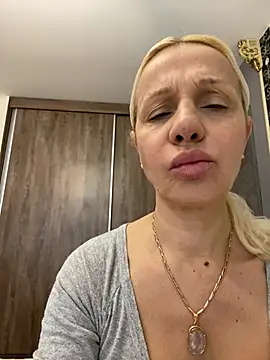 DeboraXporn online show from 13, 2, 2026