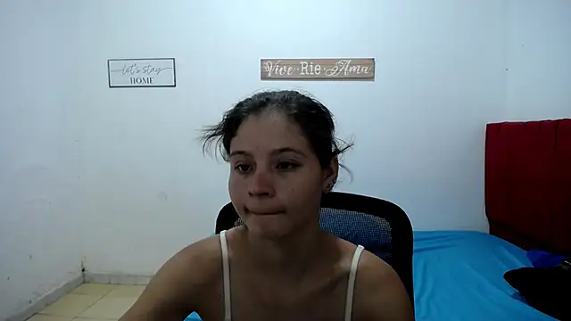 Snapshot of flakita_sexyhot chatting on 9, 9, 2025 flakita sexyhot online show from 9, 9, 2025