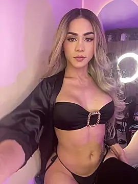 IsabelaDoll online show from 13, 6, 2026