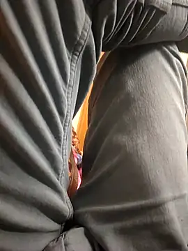 Snapshot of venky2026 chatting on 19, 2, 2025 venky2026 online show from 19, 2, 2025