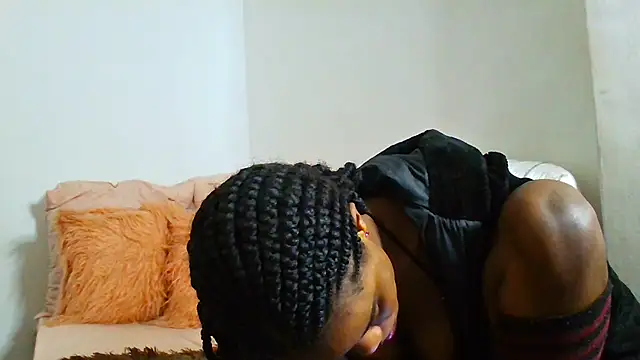 Snapshot of victora3 chatting on 21, 10, 2025 victora3 online show from 21, 10, 2025