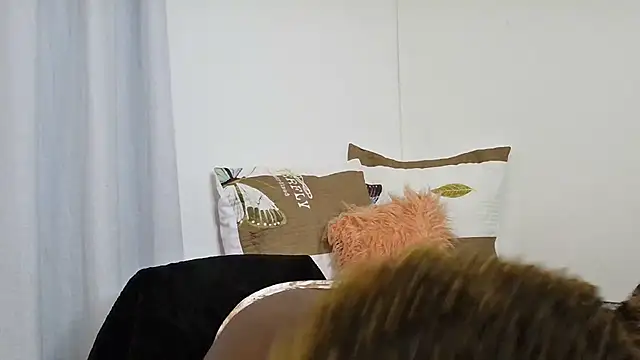 Snapshot of victora3 chatting on 26, 11, 2025 victora3 online show from 26, 11, 2025