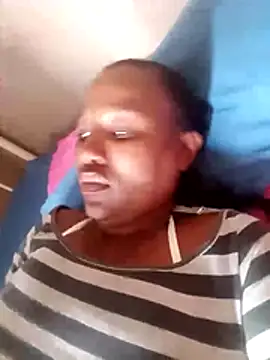 Snapshot of Coco_Nile chatting on 10, 6, 2026 Coco Nile online show from 10, 6, 2026