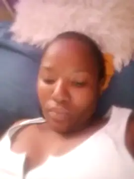 Snapshot of Coco_Nile chatting on 17, 6, 2026 Coco Nile online show from 17, 6, 2026