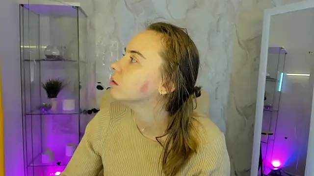 Lika 0ne online show from 5, 11, 2025