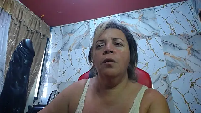 Snapshot of alina_maturehot chatting on 15, 11, 2025 alina maturehot online show from 15, 11, 2025