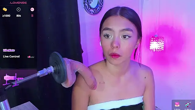 lanna brunette online show from 18, 10, 2025