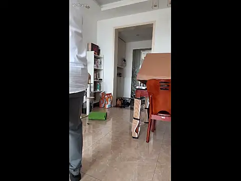 0W00GIGi online show from 26, 9, 2025