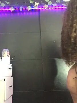 Snapshot of Anitta_bell chatting on 22, 5, 2026 Anitta bell online show from 22, 5, 2026