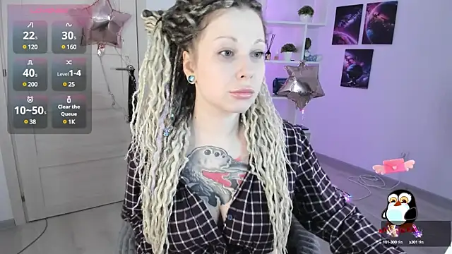 Snapshot of HoneySallyMoore chatting on 18, 1, 2025 HoneySallyMoore online show from 18, 1, 2025