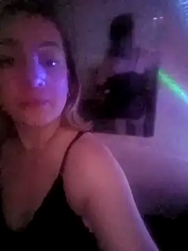 Snapshot of Susyxxx82 chatting on 14, 11, 2025 Susyxxx82 online show from 14, 11, 2025